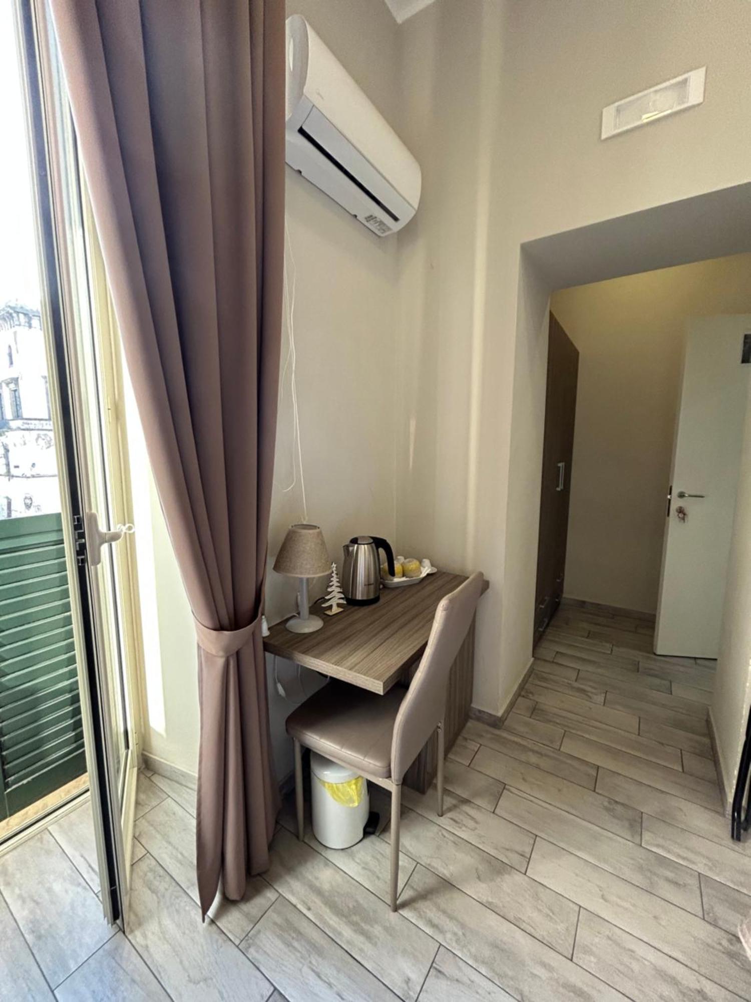 B&B Napoli Centrale N 74 Εξωτερικό φωτογραφία